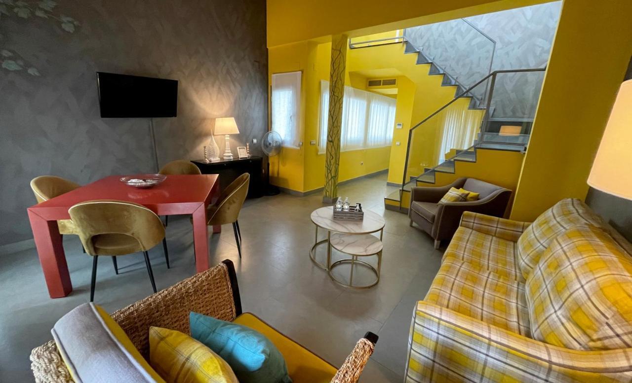 Ritual Sevilla Suites - Malaver 23 (Adults Only) Bagian luar foto